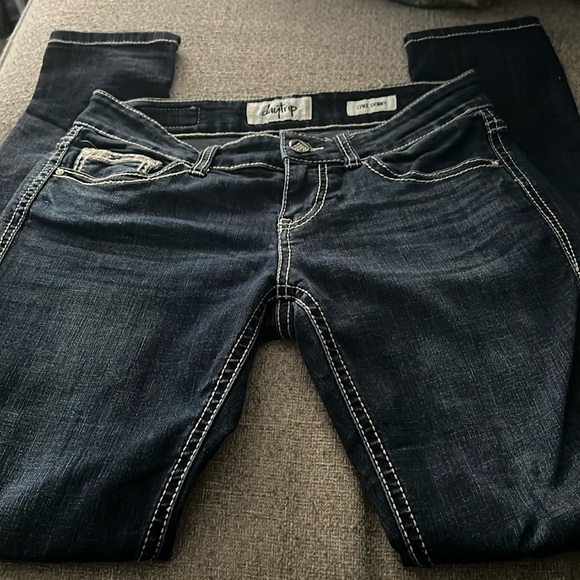Gently used Daytrip skinny 28 R - Picture 1 of 3